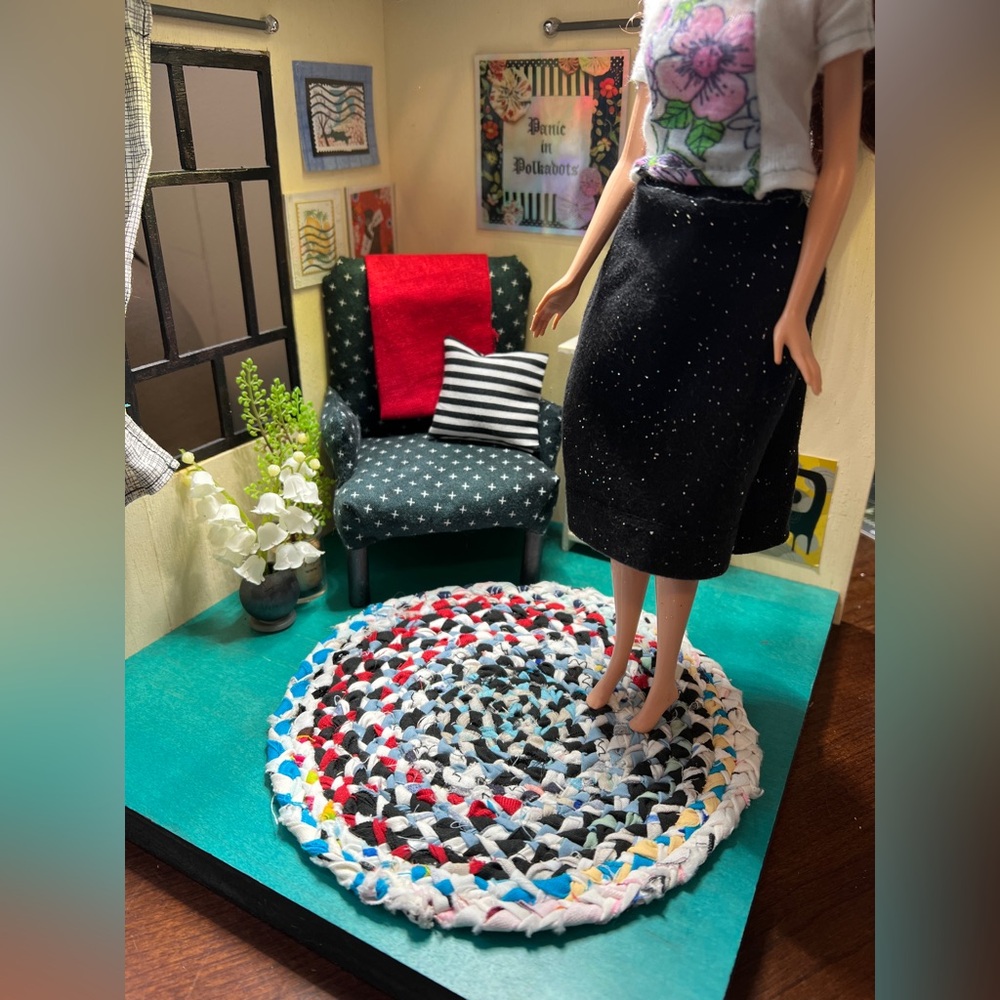 7” Rug - Sustainable Handbraided Dollhouse